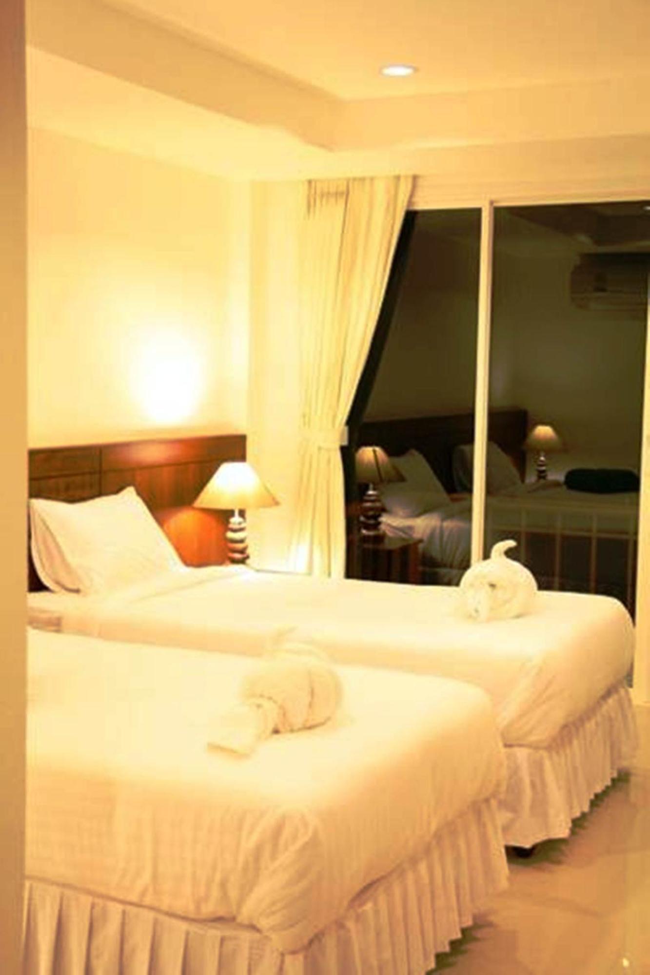 Kirati Beach Resort Choeng Mon Bagian luar foto